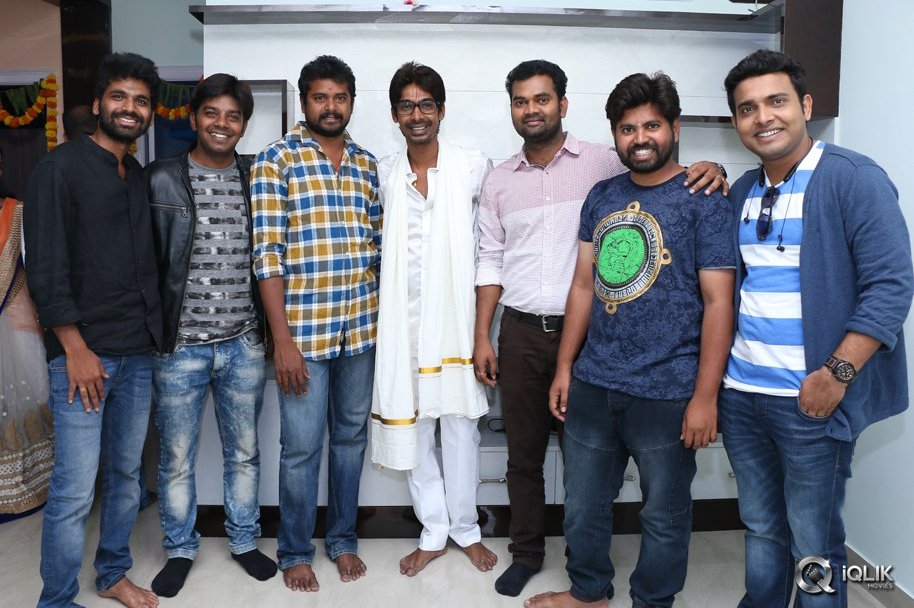 Celebrities-at-Dhanraj-House-Warming-Function